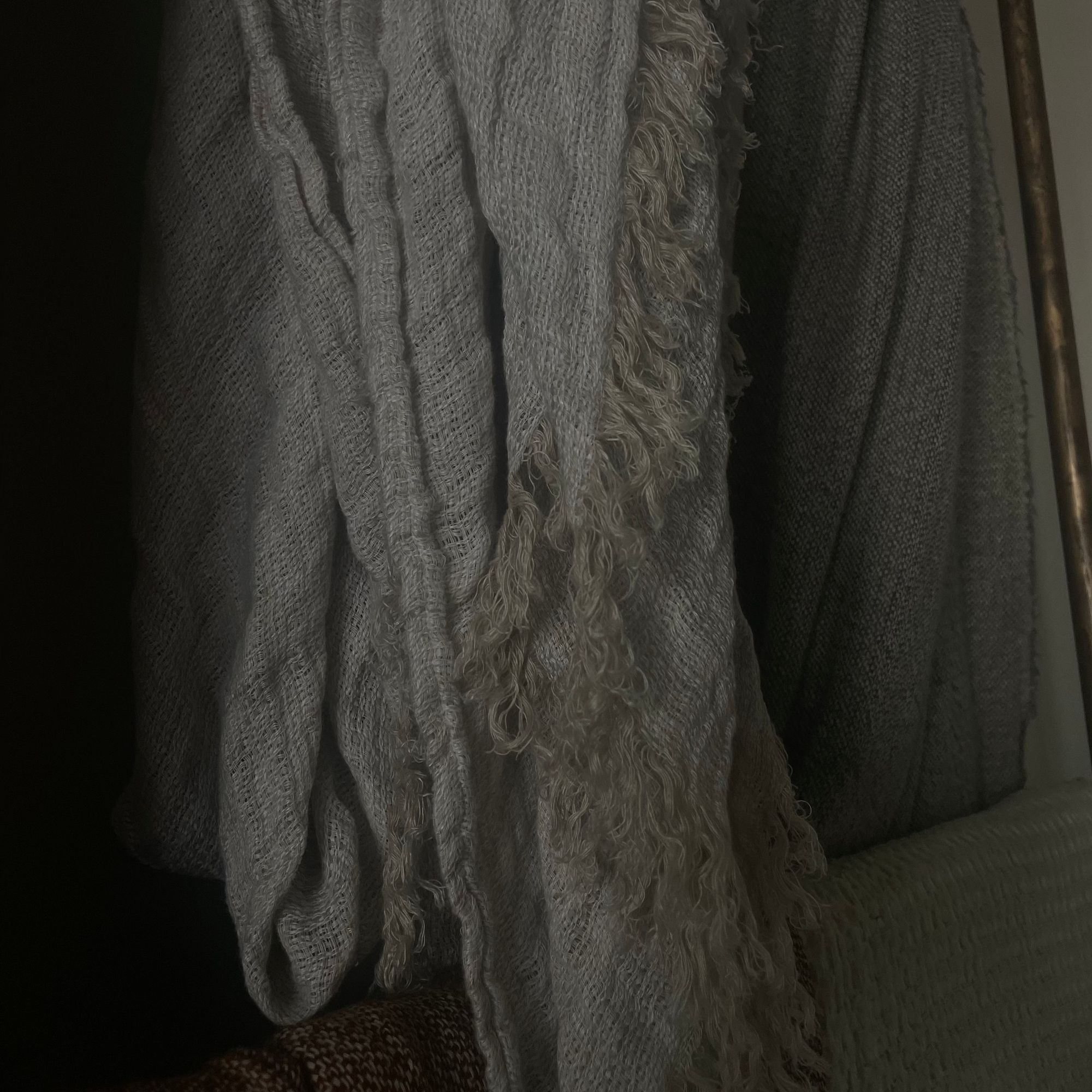 Crush Linen Throw in Ayrton
