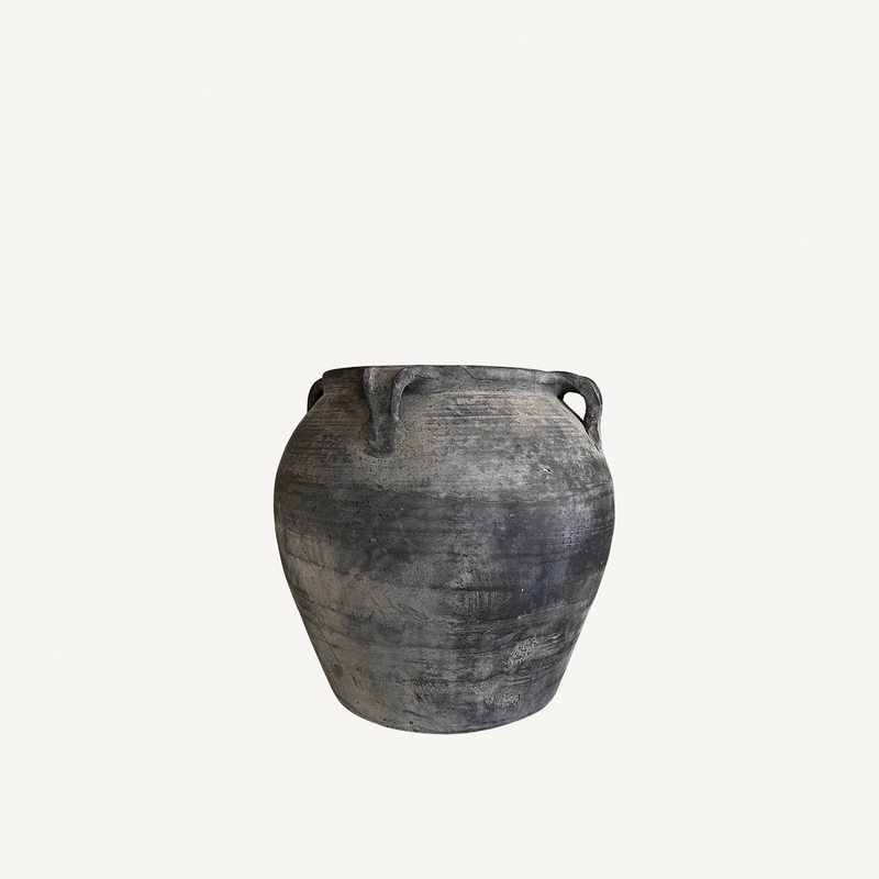 Louis IV Vintage Pot