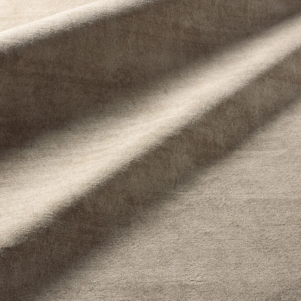 Fletcher Rug in Taupe - Annie & Flora