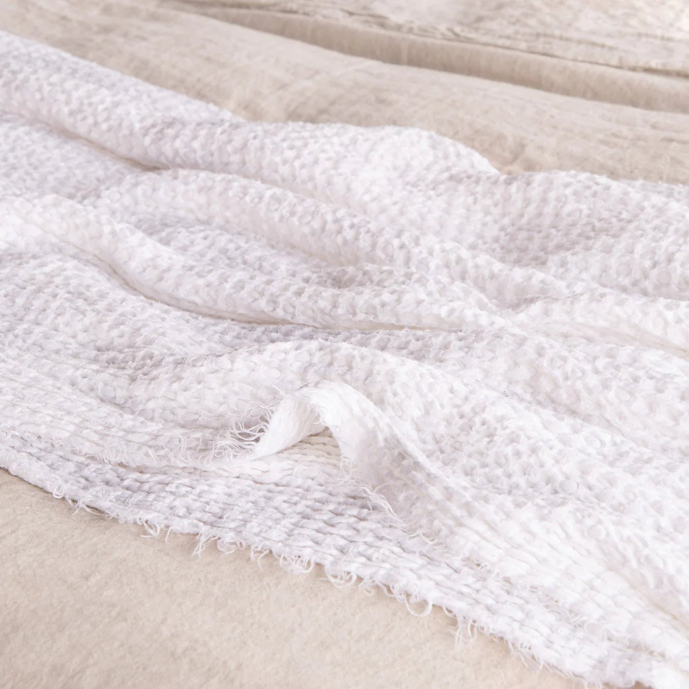 Flocca Linen Blanket - Annie &amp; Flora