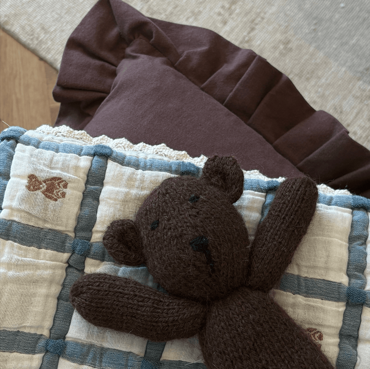 Knit Teddy - Annie & Flora