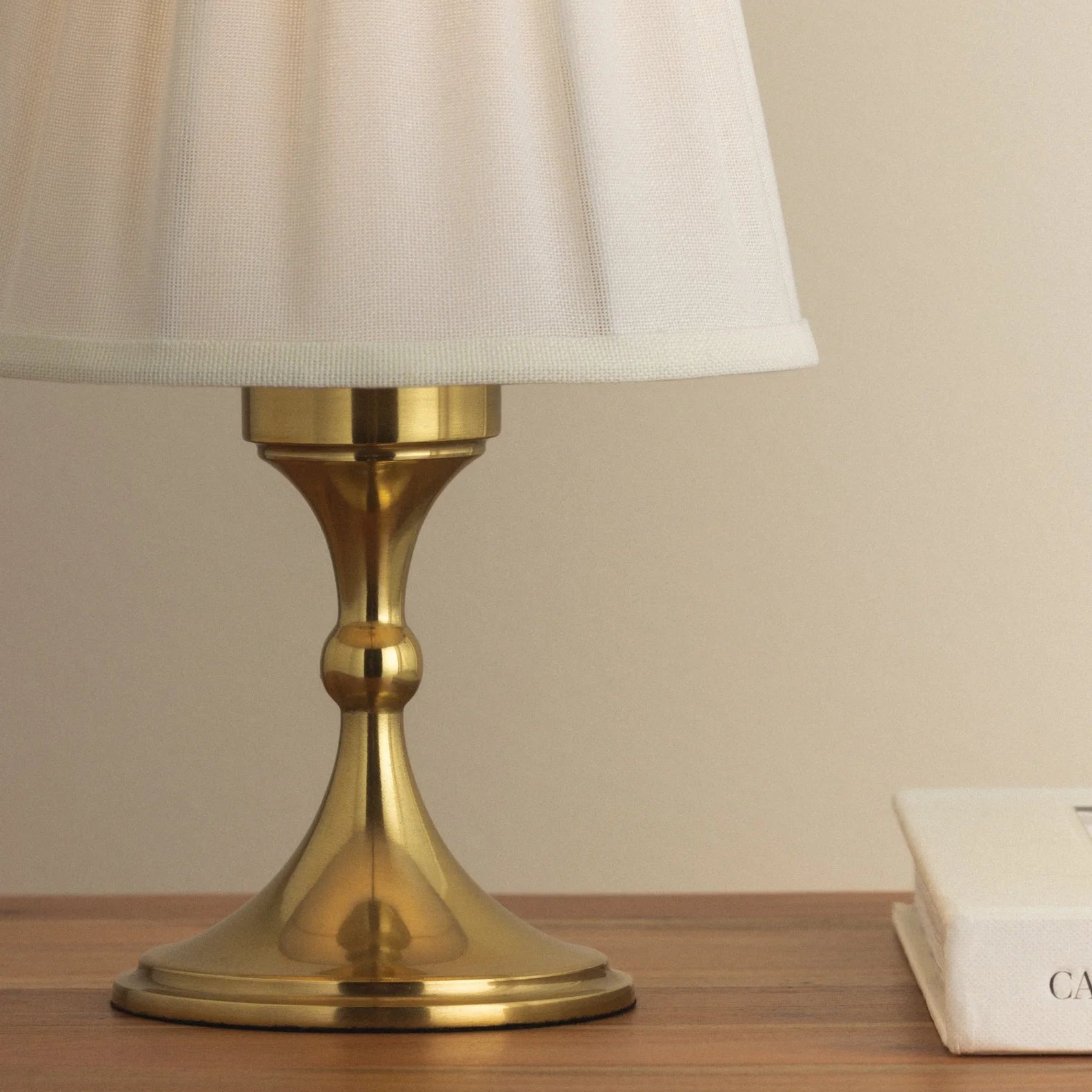 Muriel Table Lamp - Annie & Flora