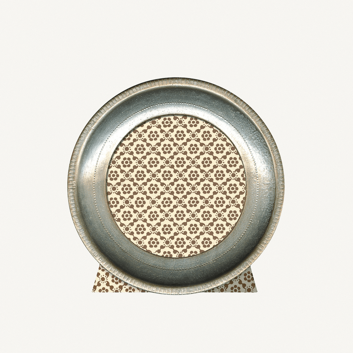 Round Silver Leaf Frame - Annie &amp; Flora