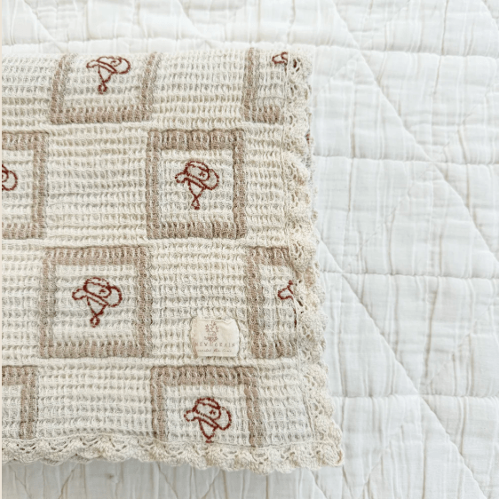 Round Up Quilt - Annie & Flora