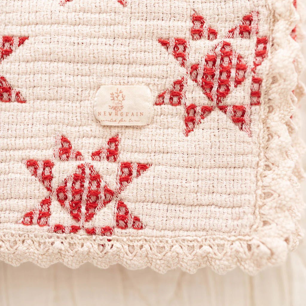Ruby Star Crib Blanket - Annie & Flora