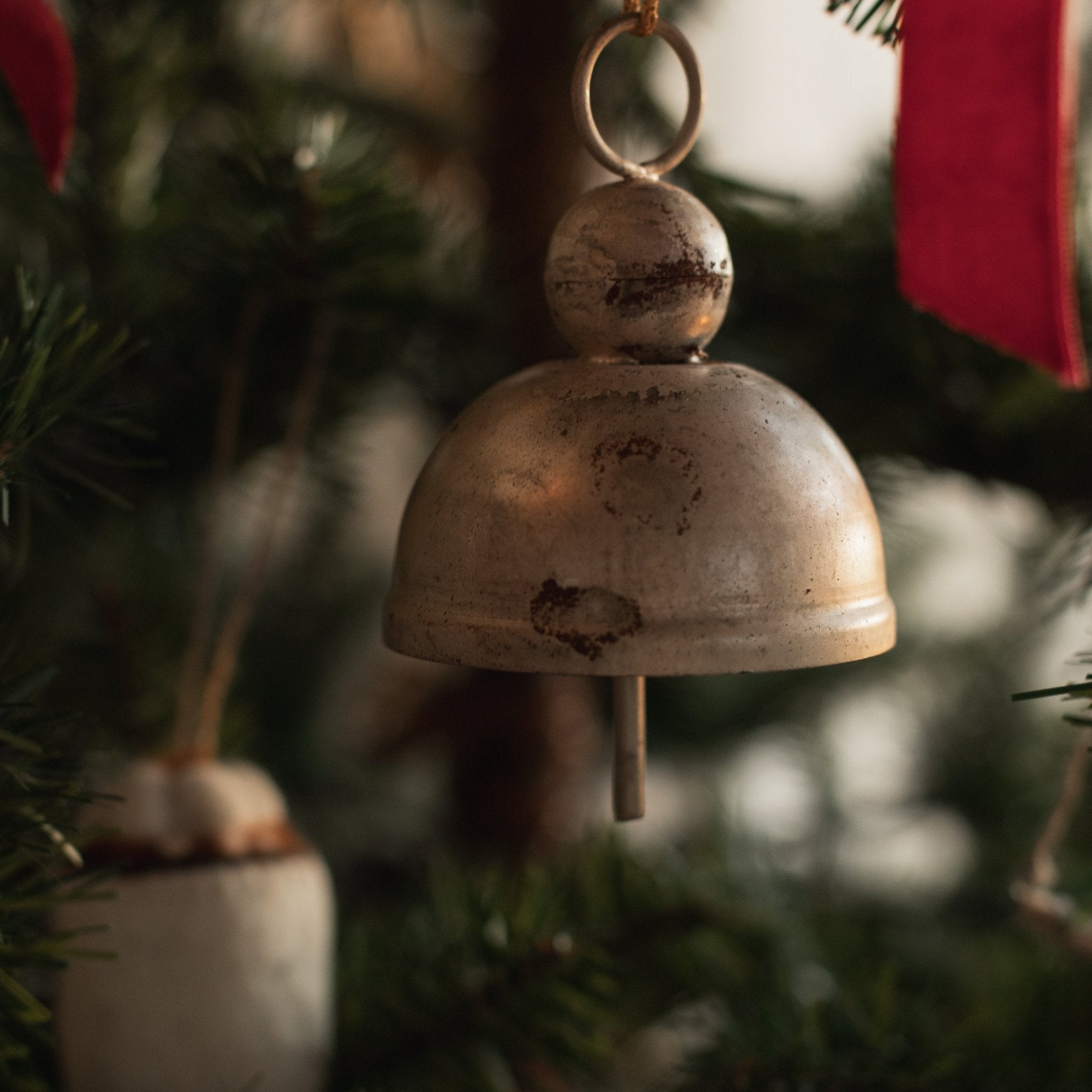 Set of 3 Metal Bells - Annie & Flora