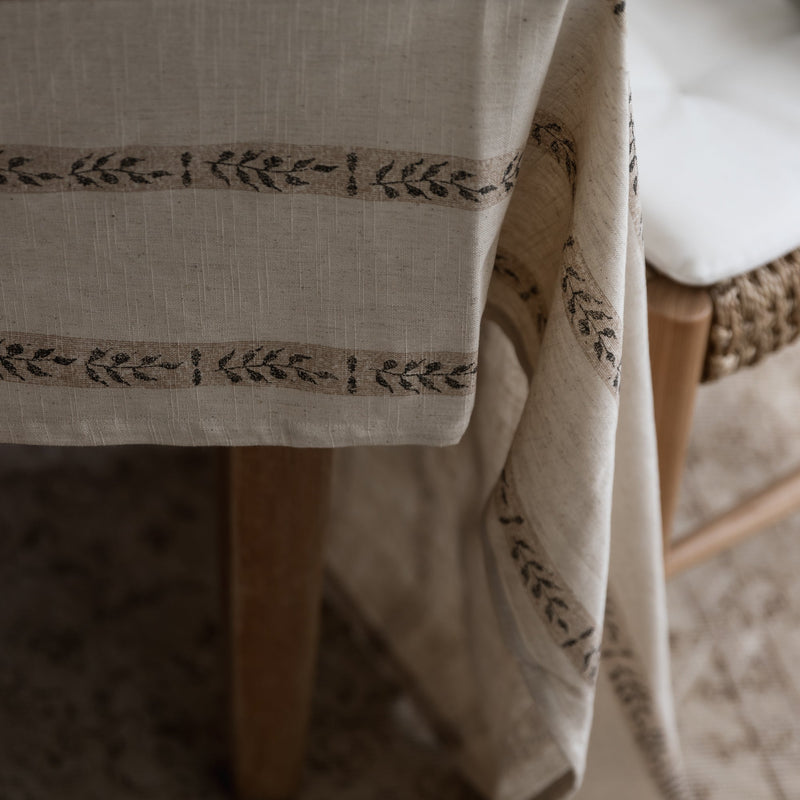 Walnut Leaf Tablecloth - Annie & Flora