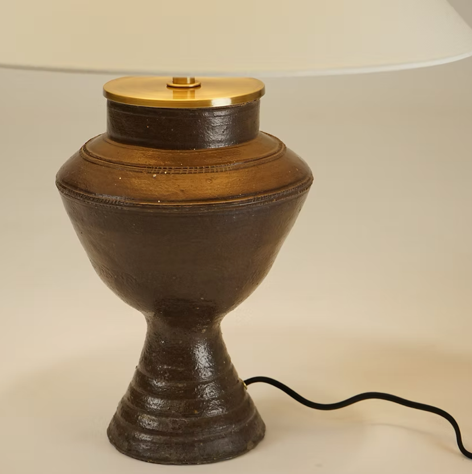 Winslow Vintage Pot Lamp - Annie & Flora